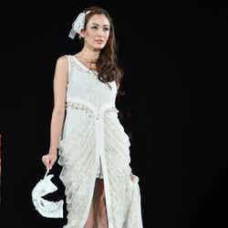 オードリー亜谷香