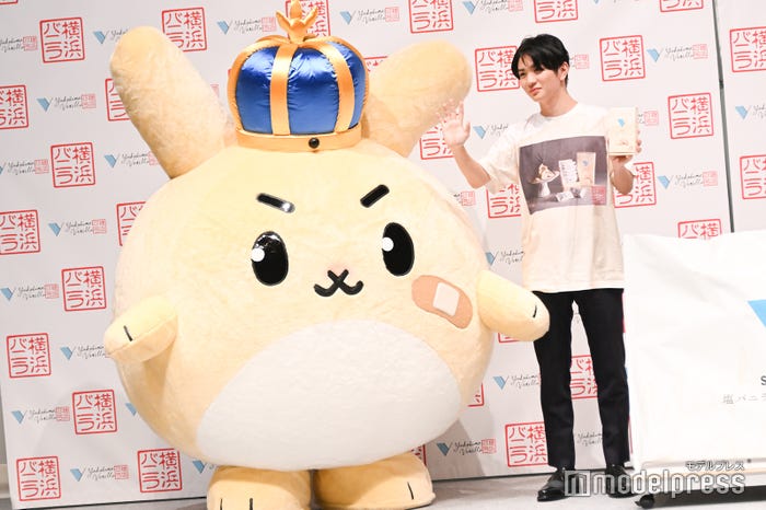 バニ丸、高橋優斗(C)モデルプレス