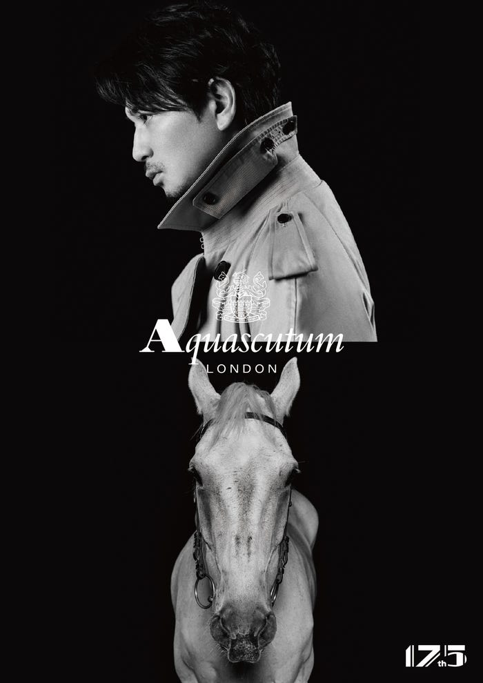 松本潤「Aquascutum」トレンチコートアンバサダー グラフィック(提供写真)