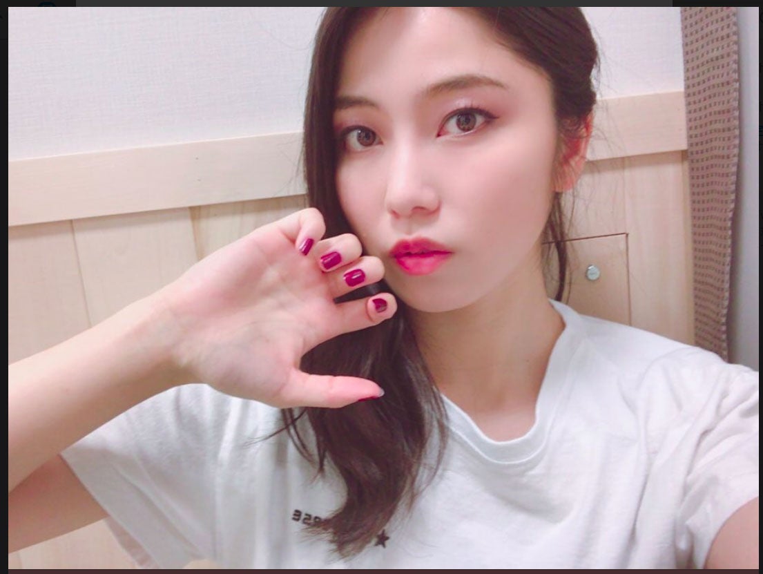 AKB48横山由依のデコ出しショットに「雰囲気違う」「色っぽい」と絶賛の声