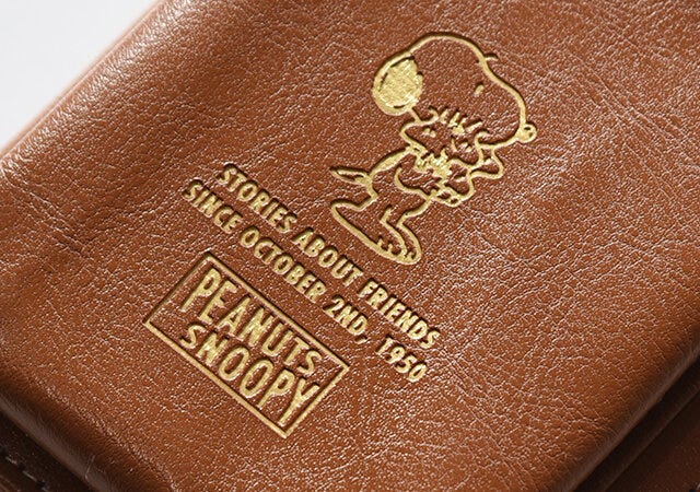 ムック本　ムック　付録　人気　おすすめ　オススメ　宝島社　宝島　レビュー　便利　優秀　当たり　最高　傑作　スヌーピー　SNOOPY　お財布ショルダーバッグ　お財布ショルダー　財布　スマホケース　ゴールド