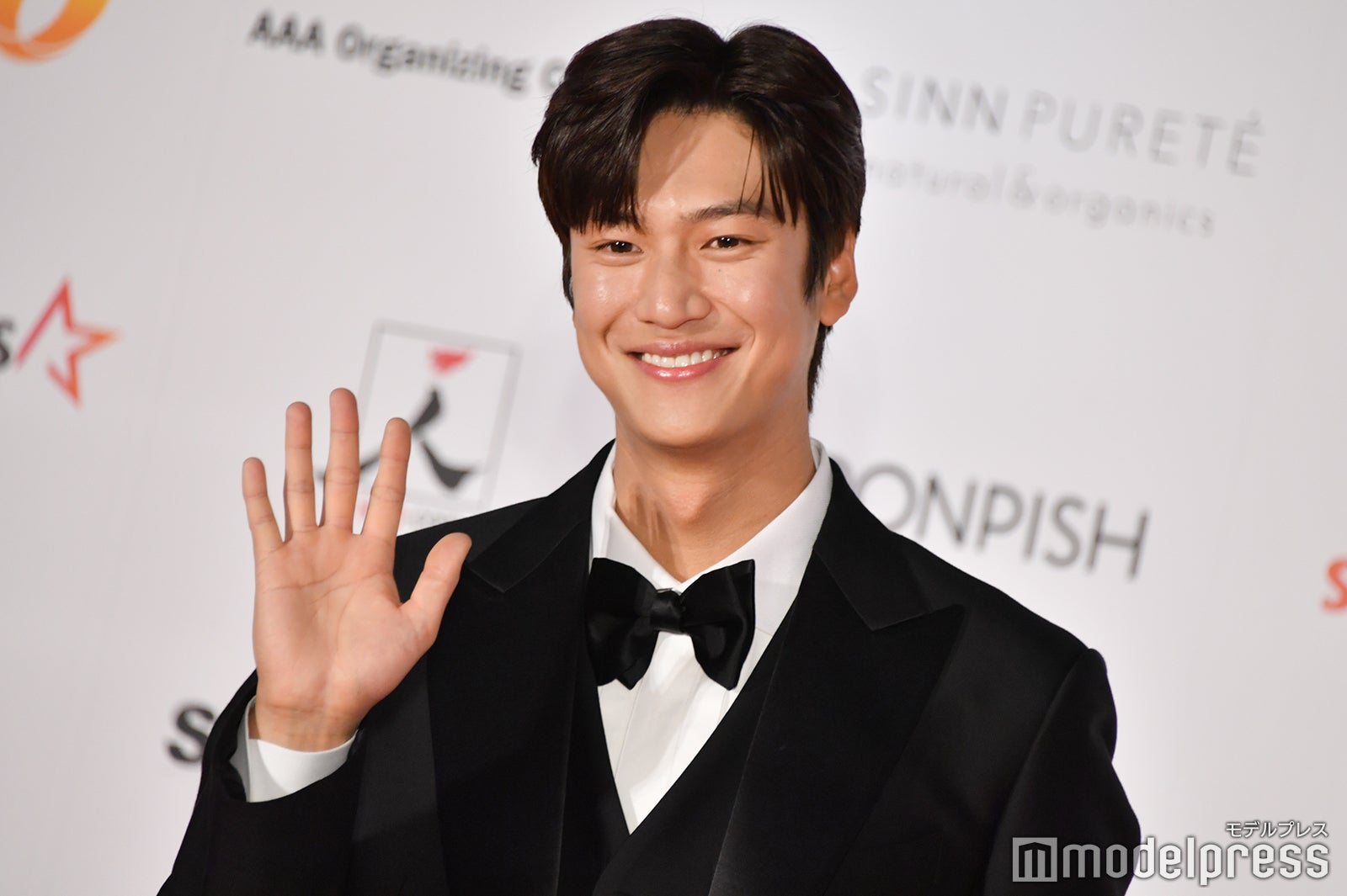 ナ・イヌ （C）モデルプレス