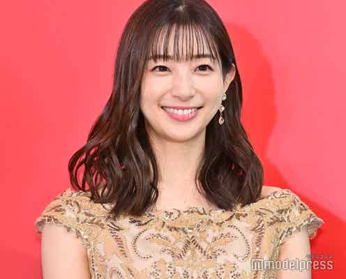 足立梨花、ミニ丈でスラリ美脚輝く「脚長い」「小顔が際立つ」