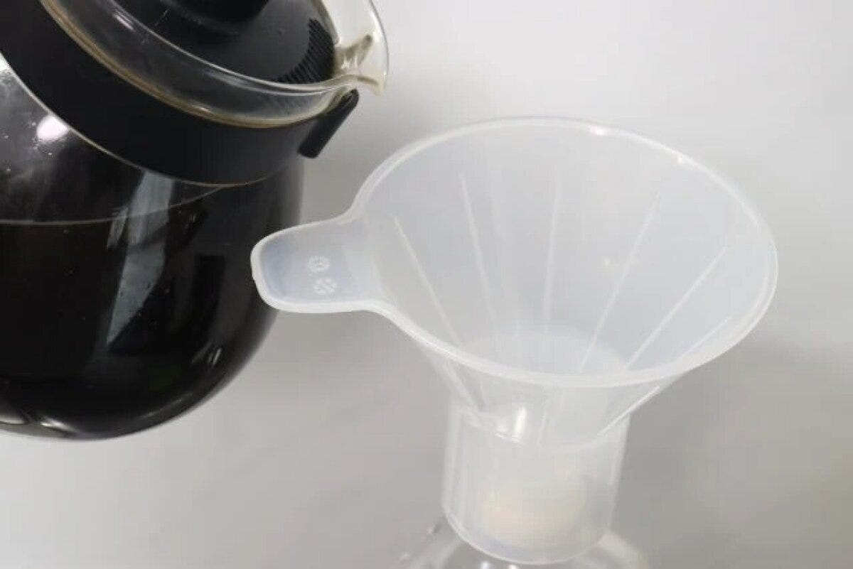 ダイソー 油こしにもなるろうと 使用例 ダイソー 油こしにもなるろうと 使用例