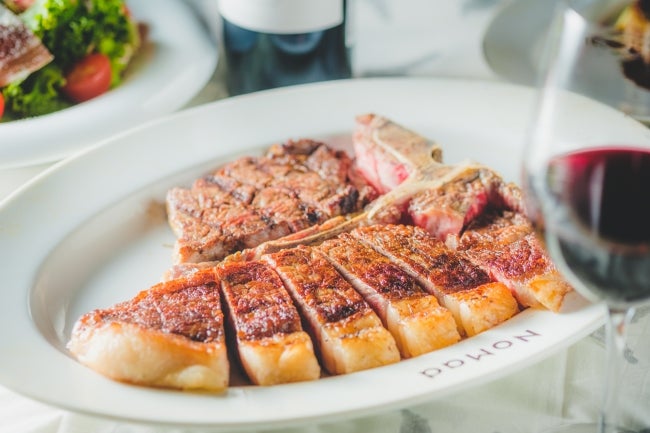 【東京】ご褒美ステーキをテイクアウトできるレストラン4選