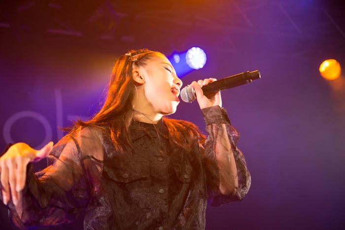 honoka(画像提供:avex)