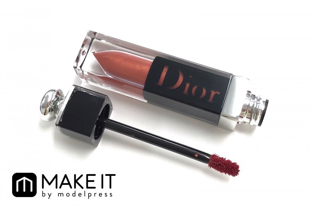 Dior／ディオール アディクト ラッカー プランプ／638 サンセット レッド／4,000円（税抜） (C)メイクイット