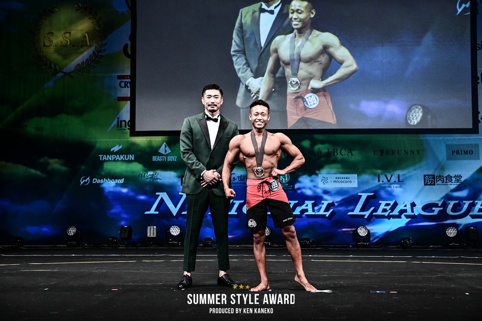 金子賢、フィジーク・山岸和生さん （提供写真）