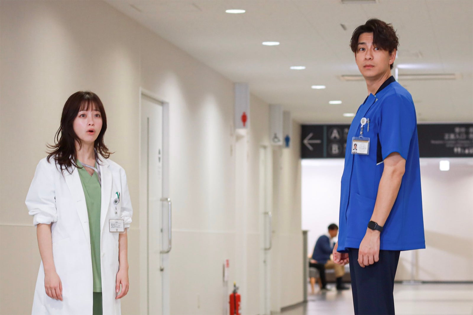 橋本環奈、三浦翔平「天久鷹央の推理カルテ」第2話（C）テレビ朝日