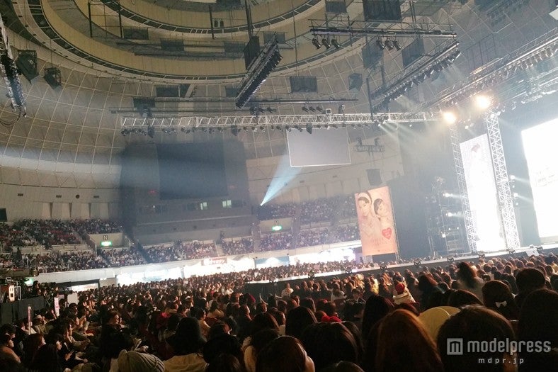 神戸コレクション、総入場者数は13,348人で過去最多を記録した。