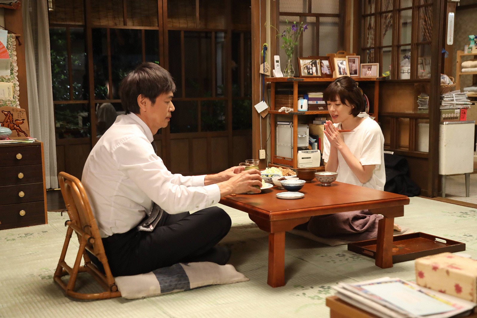 時任三郎・上野樹里／「監察医 朝顔」第1話より（C）フジテレビ