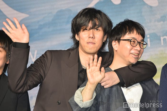 野田洋次郎、新海誠監督 (C)モデルプレス