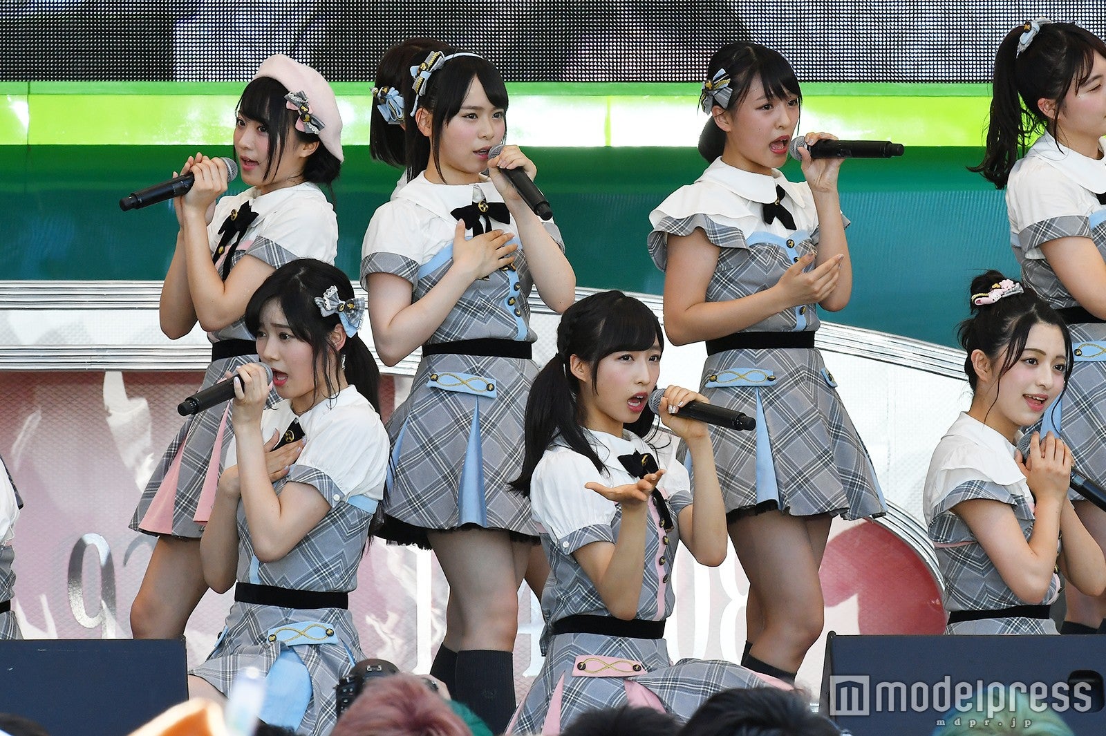 チーム8 （C）モデルプレス