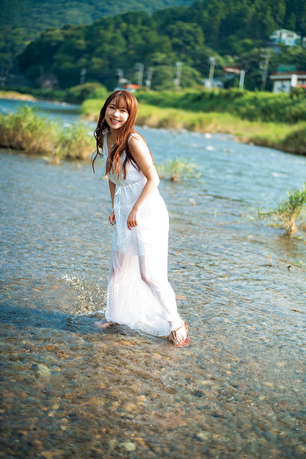 石田亜佑美／撮影：西村康