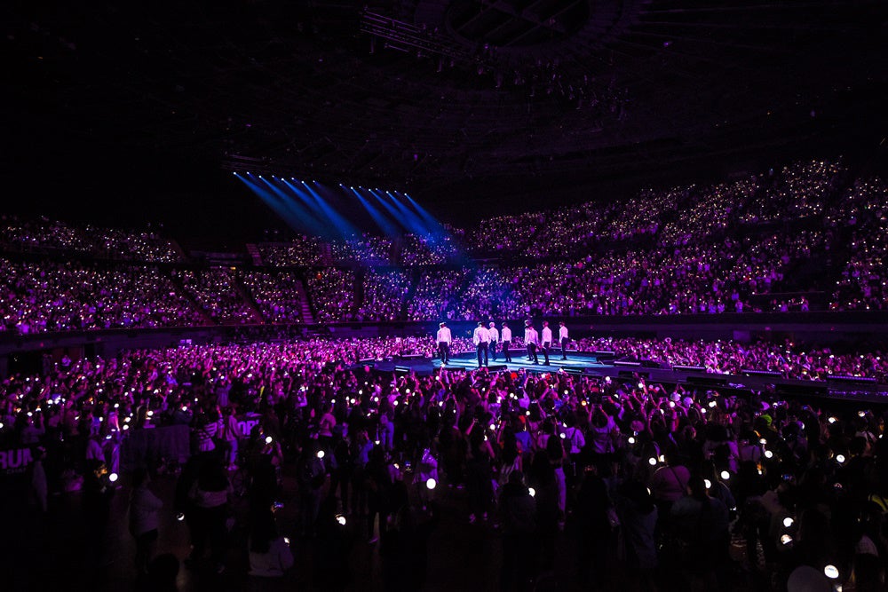 SEVENTEEN（写真提供：プレディスエンターテイメント）