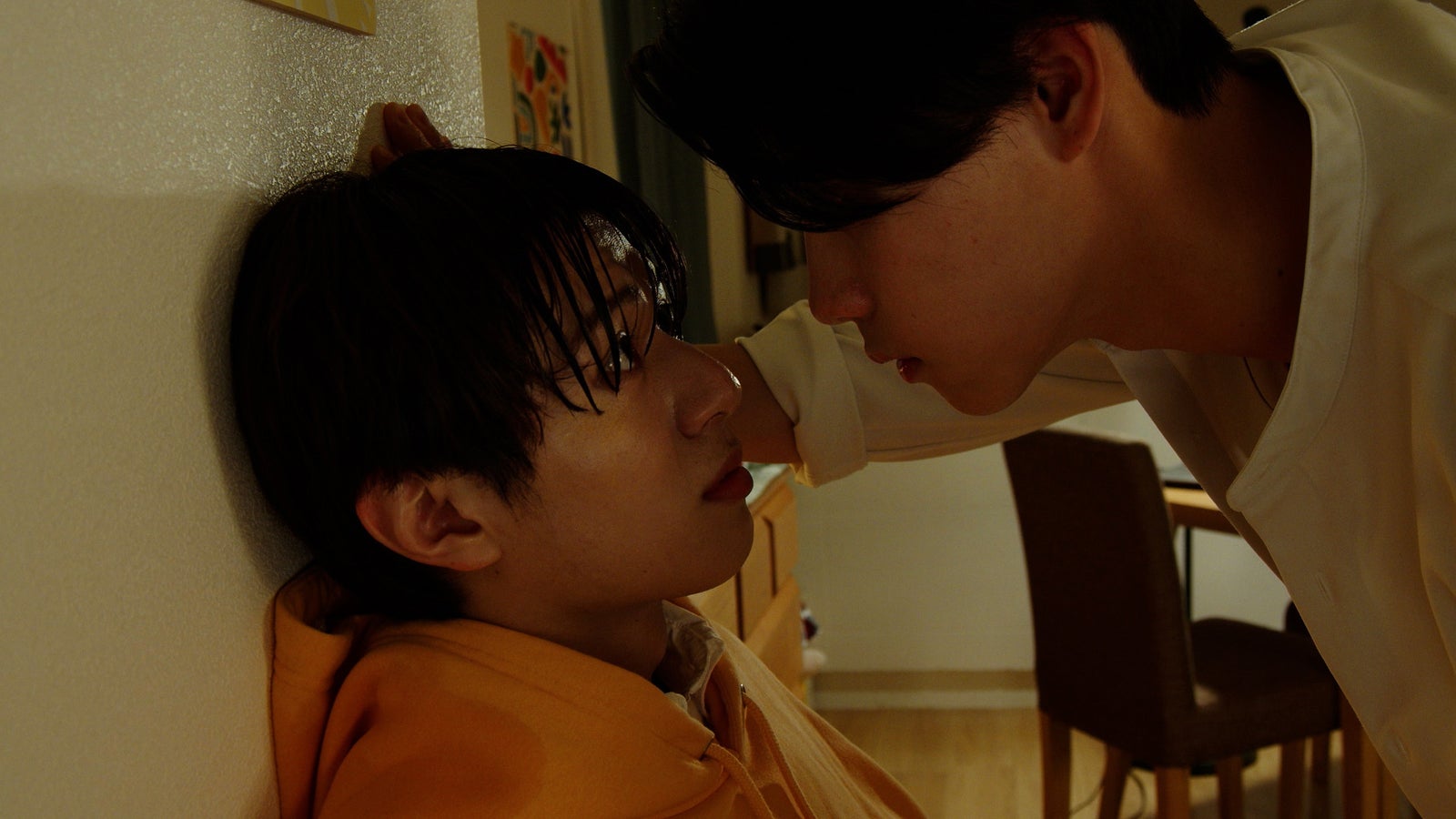 タイBLリメイクドラマ、抱っこ・壁ドン・キス“怒涛の胸キュン”3連発「パワーワード連発」「切ないシーンなのに」と反響【The Boy Next World】