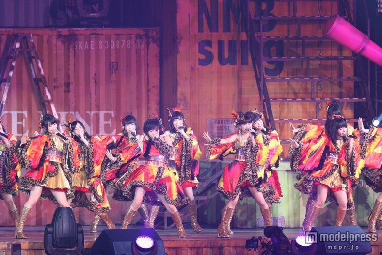 AKB48 2013真夏のドームツアー～まだまだ、やらなきゃいけないことがある～」大阪公演2日目より（C）AKS