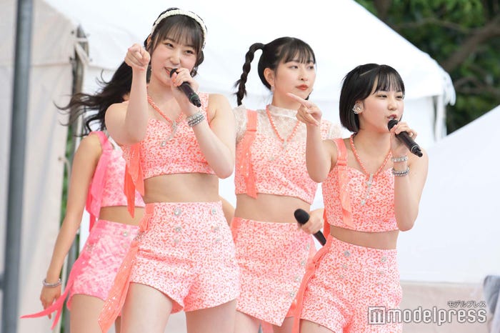 段原瑠々、植村あかり、江端妃咲 (C)モデルプレス