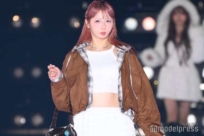 しなこ(C)モデルプレス