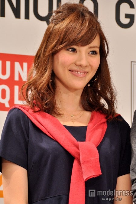 安座間美優