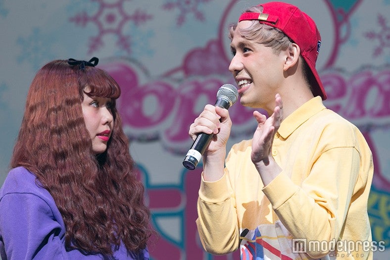 ぺこ＆りゅうちぇる（画像提供：ヴィズミック）