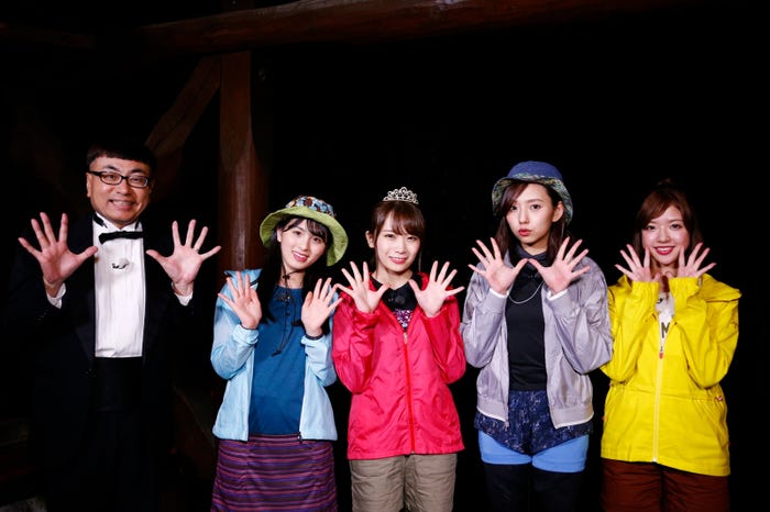 イジリー岡田、大園桃子、秋元真夏、新内眞衣、和田まあや (C)「NOGIBINGO!10」製作委員会