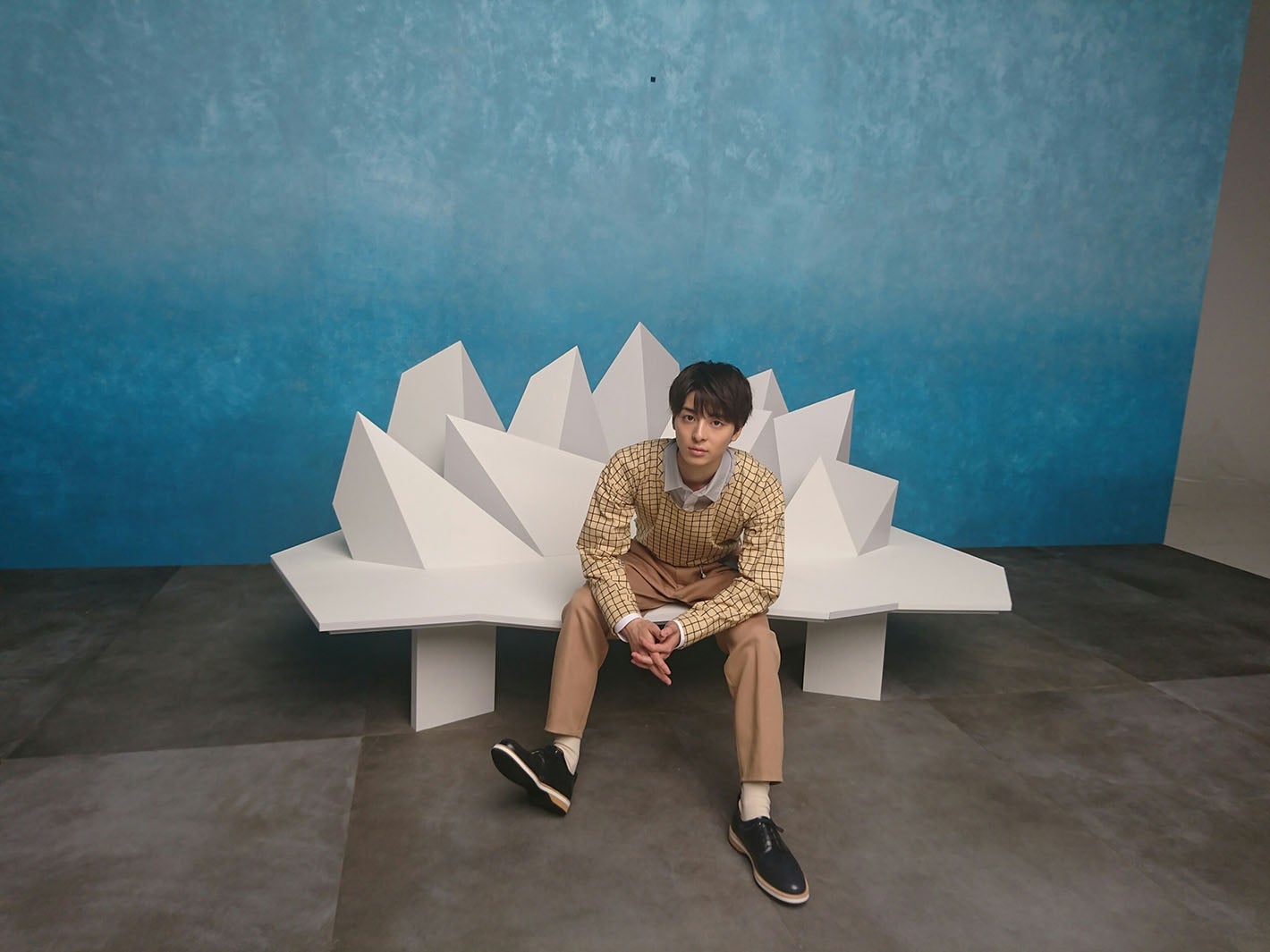 高杉真宙のオフショット（C）Marvelous Inc.