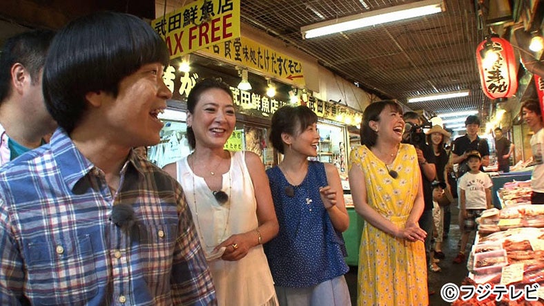 （左から）蛍原徹、西川史子、安倍なつみ、小林麻耶（C）フジテレビ