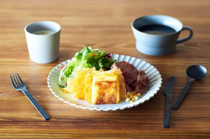 「羽根つきフレンチトースト」1,200円（税込）／画像提供：星野リゾート