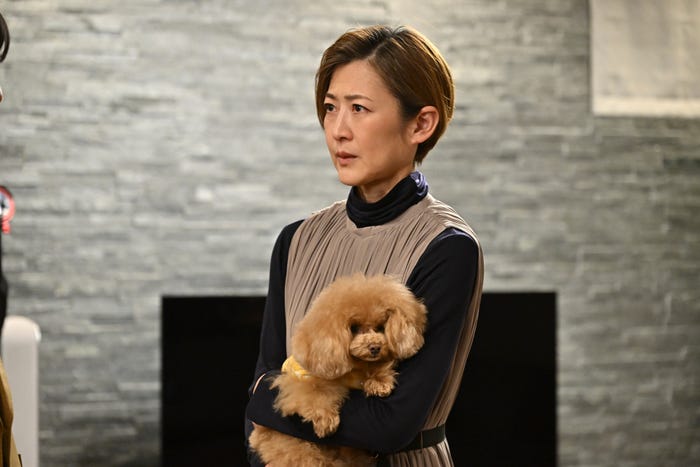 馬渕英里何「キャスター」(C)TBS