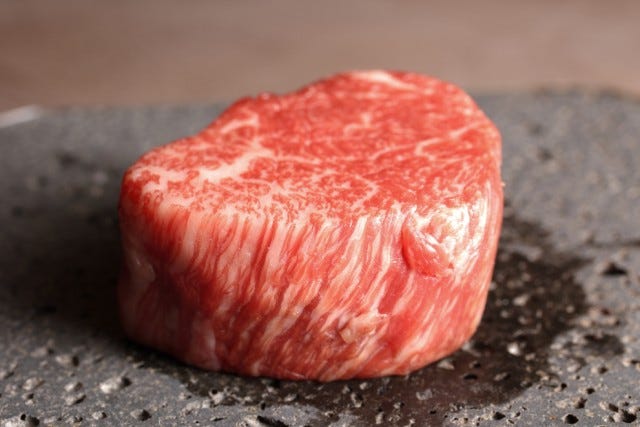好みに合わせてお肉が楽しめられる「肉割烹店」が大阪に誕生