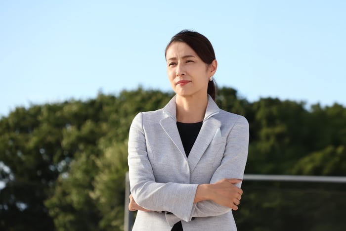 水野美紀「ビリオン×スクール」第10話より(C)フジテレビ