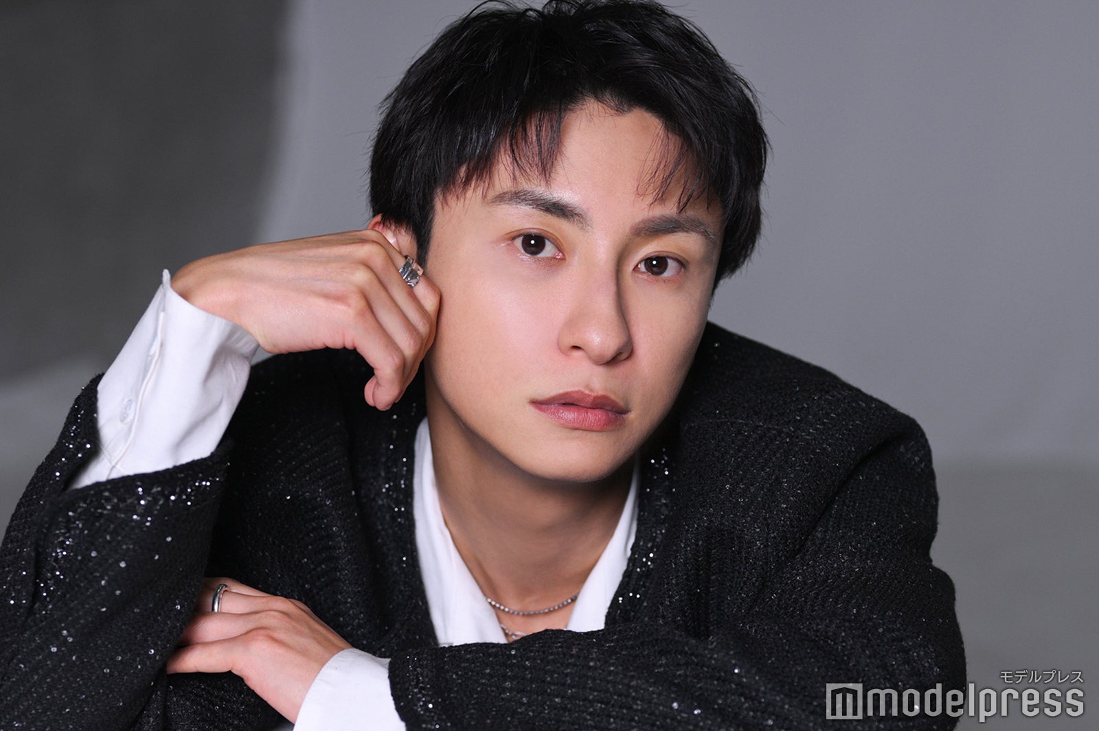 與真司郎（C）モデルプレス