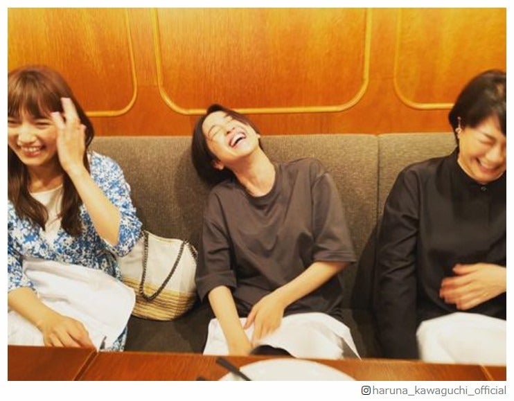 川口春奈、“着飾る恋”中村アン＆夏川結衣との3ショット公開「大好きすぎて常に恋しい」