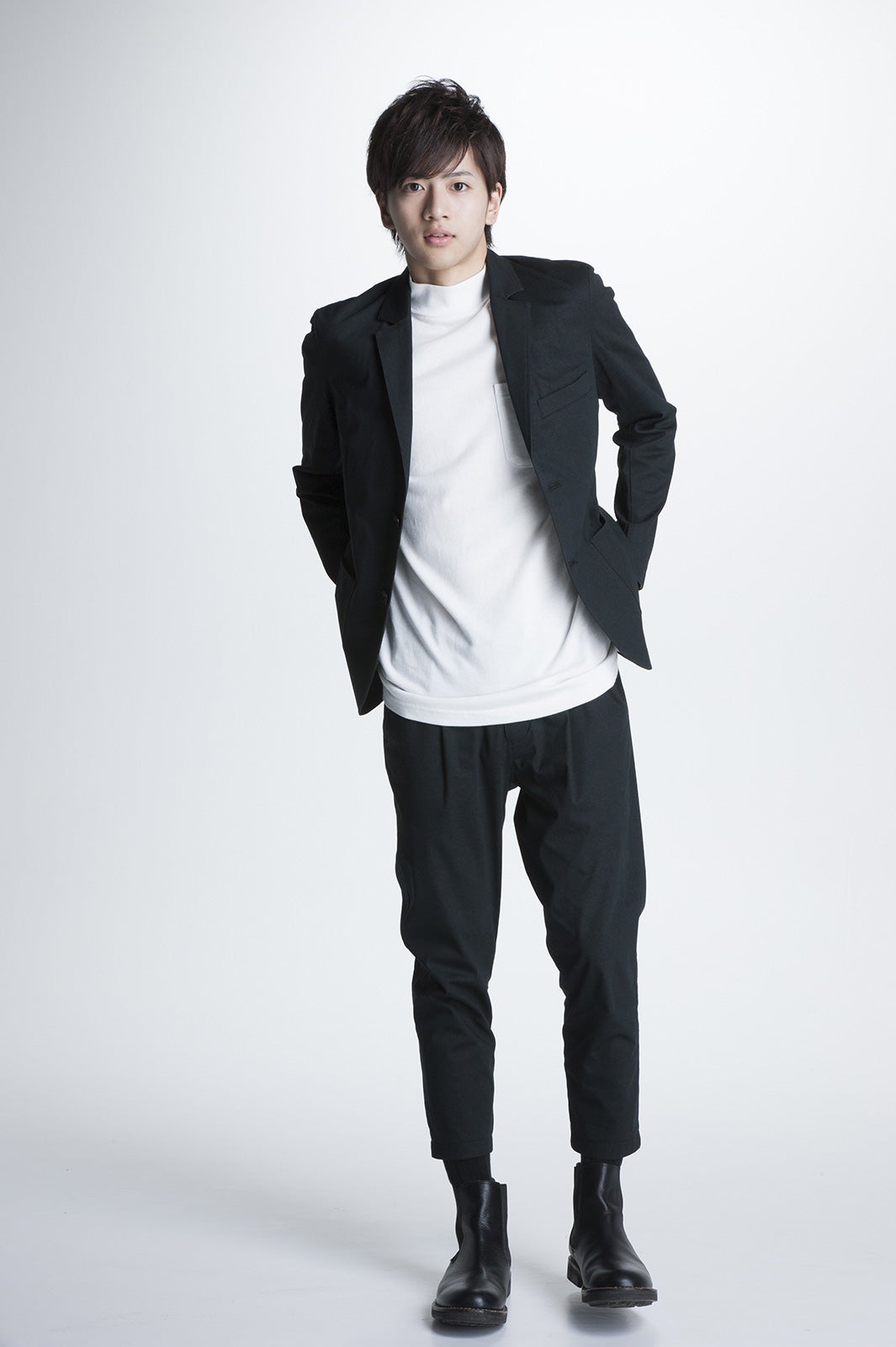 飯島寛騎（画像提供：所属事務所）