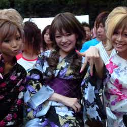 かにゃ(宍倉佳奈江)、高部あい、川端かなこ/「men's egg Drummers-メンズエッグ・ドラマーズ-」/(C)2011「egg×mgg」製作委員会