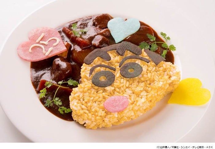 ビストロ オラマチ特製ビーフシチュー&バターライス (C)臼井儀人/双葉社・シンエイ・テレビ朝日・ADK
