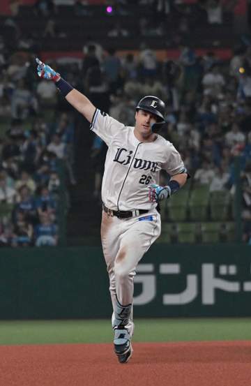 西武・ネビンがスカパー！サヨナラ賞初受賞を初受賞 日本ハム戦で来日初のサヨナラ弾