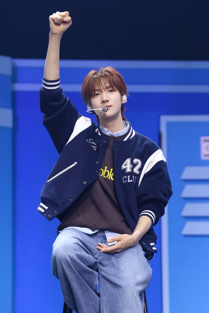 YOUNGJAE(P)&(C)PLEDIS Entertainment