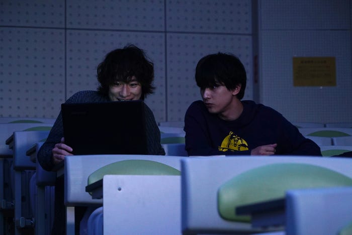 落合モトキ、吉沢亮(C)2019「AWAKE」フィルムパートナーズ