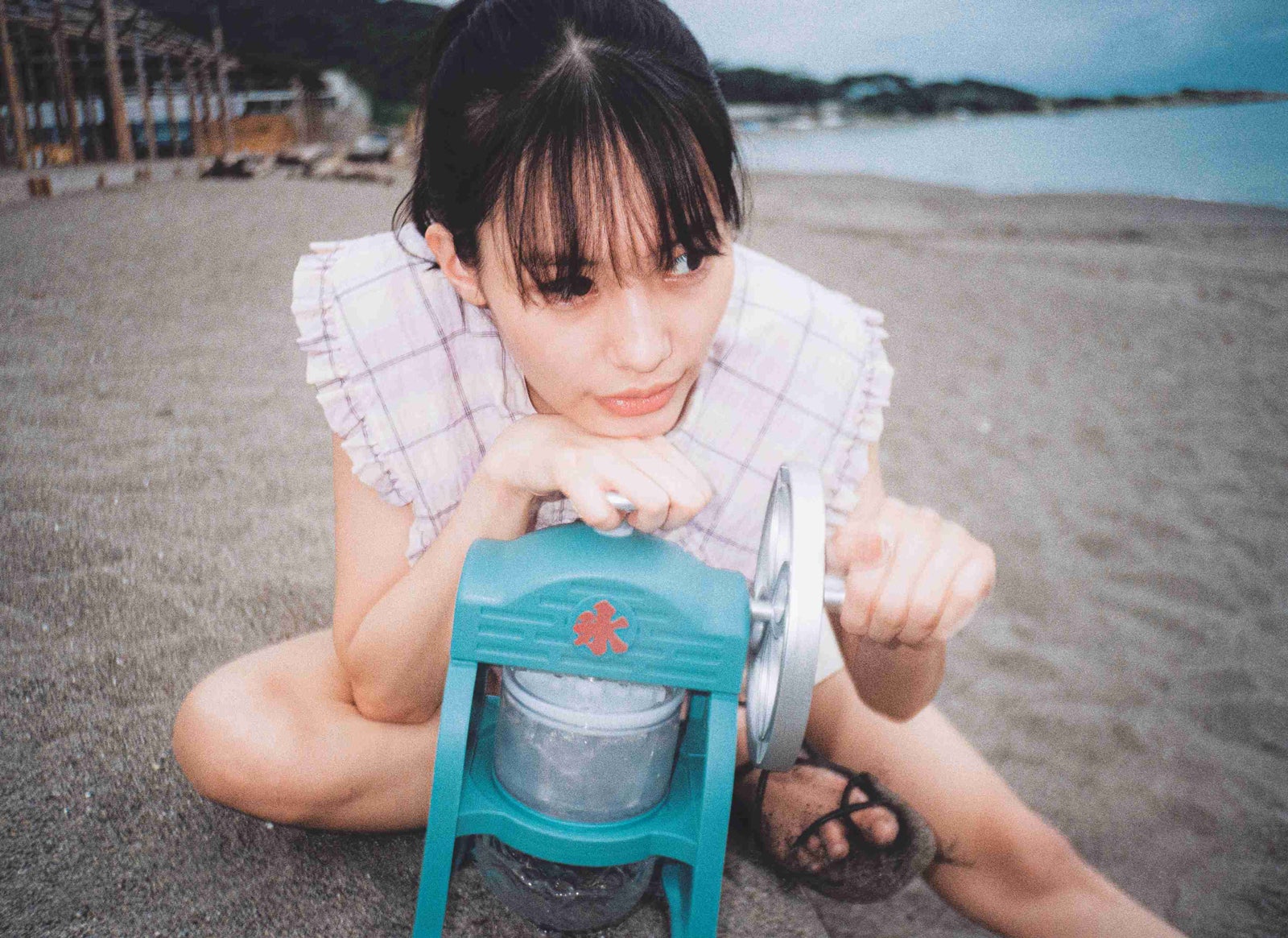 「南沙良2023年カレンダー」より／撮影：増田彩来（提供写真）