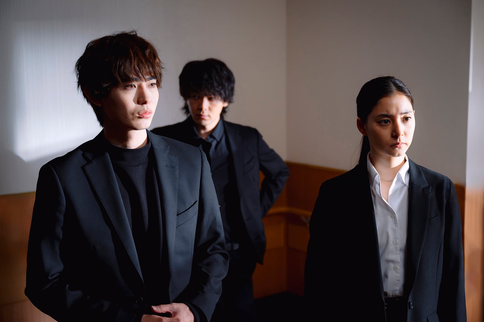 豊田裕大、中村倫也、新木優子「DOPE 麻薬取締部特捜課」第5話（C）TBS