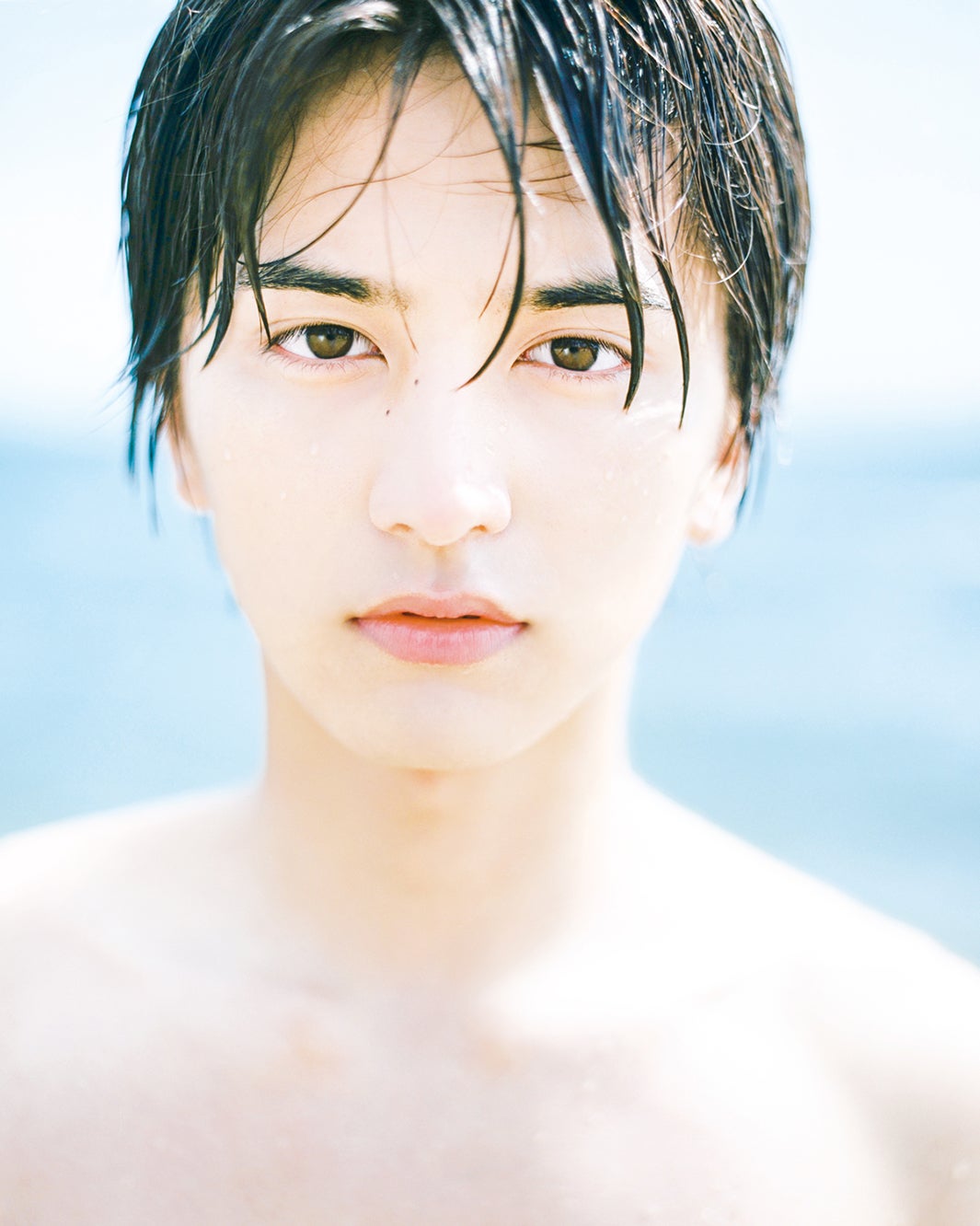 瀬戸利樹ファースト写真集『SETOGRAPH』／発行：ホーム社　発売：集英社／撮影：濱田英明