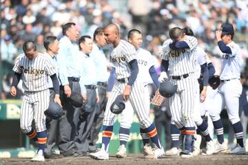 【センバツ】帝京は16年ぶり春2勝ならず 中京大中京とタイブレーク激闘も十回に5失点で力尽きる 一時4点差追いつくも