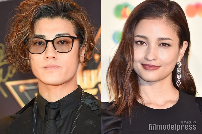 赤西仁、黒木メイサ(C)モデルプレス
