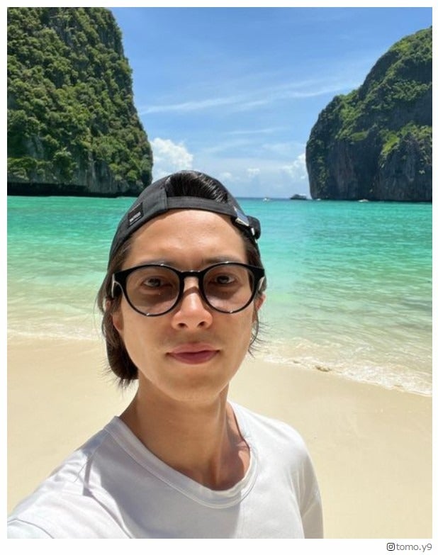 山下智久“2年ぶり”長期休暇満喫 海でのプライベートショット＆帰国報告に反響