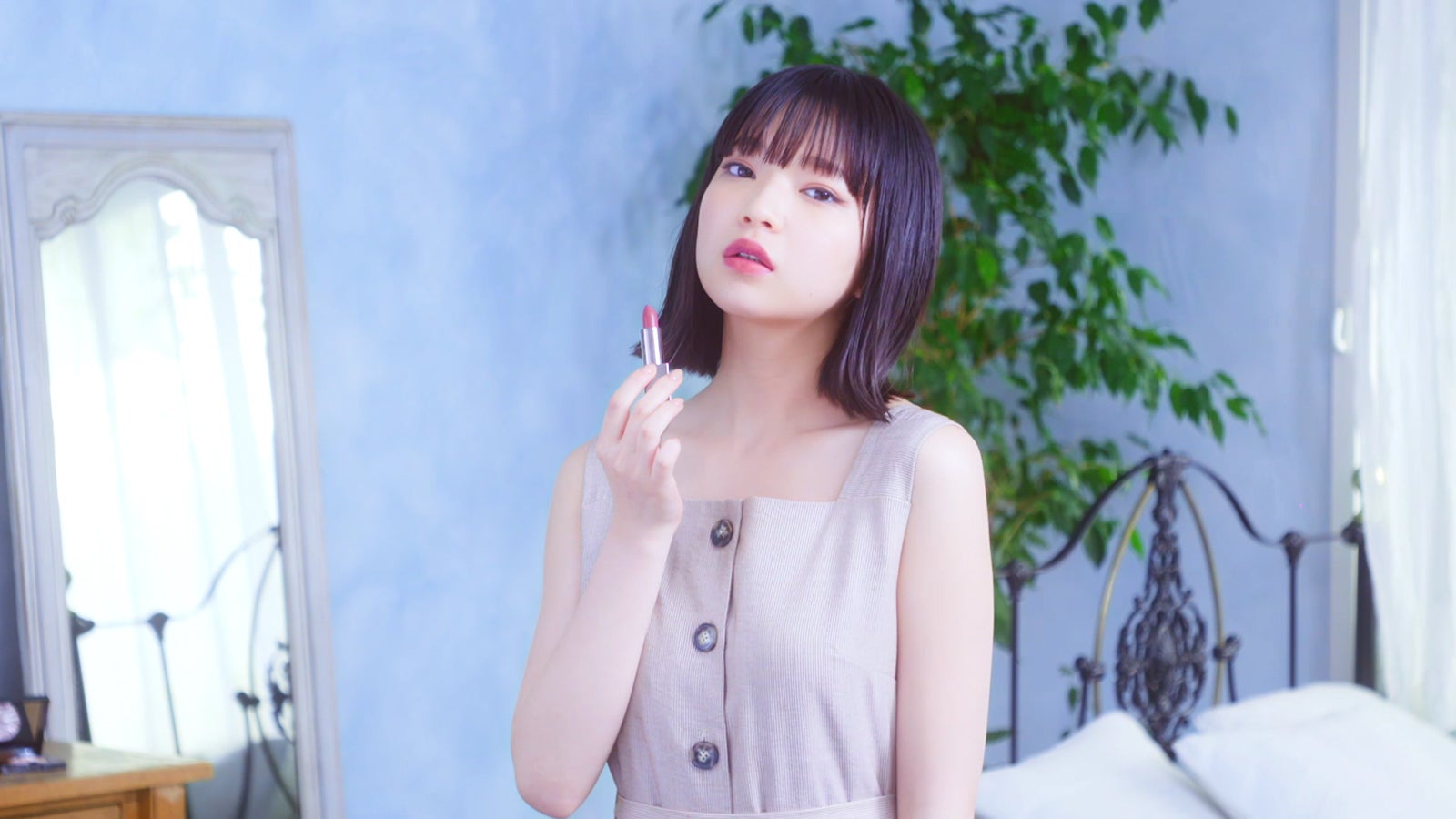 田中芽衣／WEB動画「なりたいわたしが見つかるルージュ」より（提供写真）
