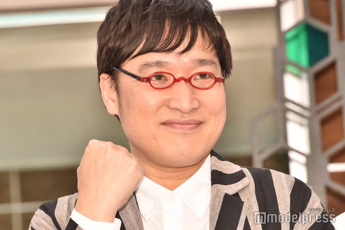 記者が聞きたい答えを言ってくれる“神対応”を見せた山里亮太 (C)モデルプレス