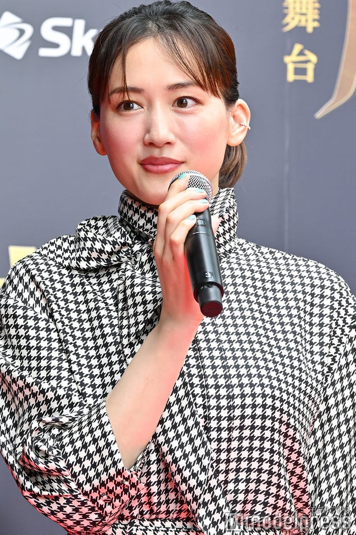 綾瀬はるか (C)モデルプレス