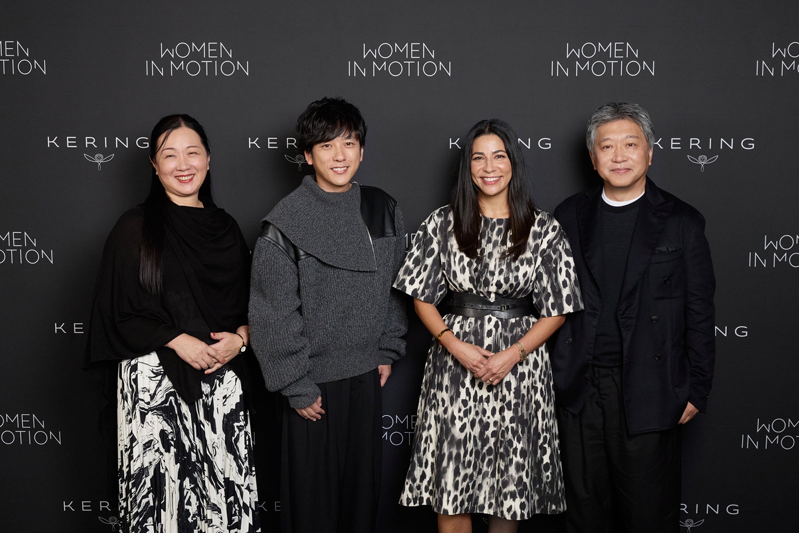 （左から）村田千恵子氏、二宮和也、エイミー・ホンマ氏、是枝裕和監督（提供写真）